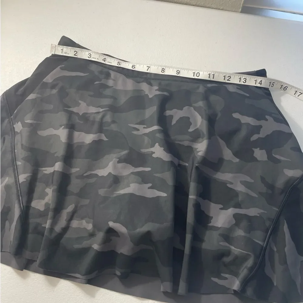 Athleta Match Point Skort Small Gray Camo Tennis Skirt Size S